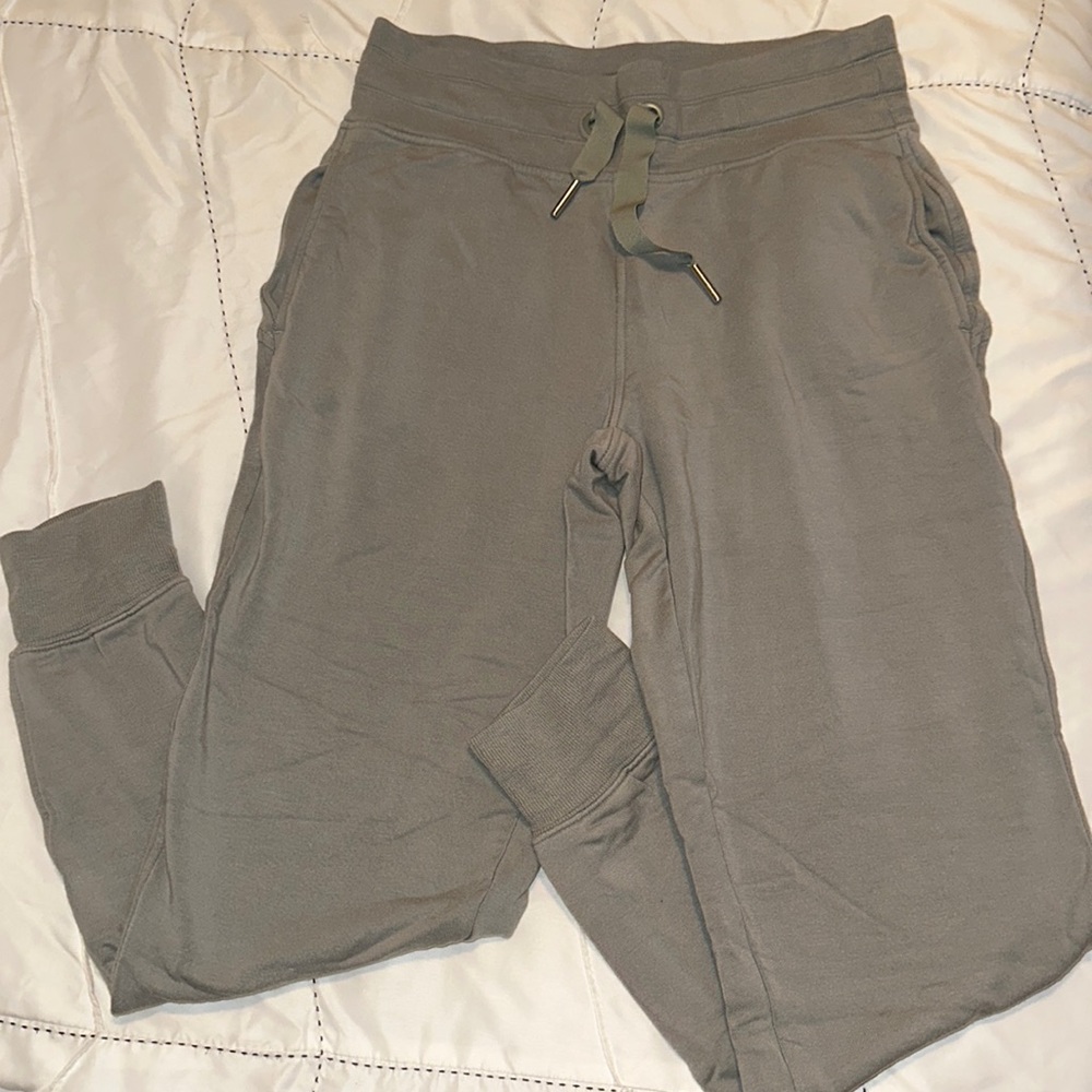 Light grey/green Athleta joggers